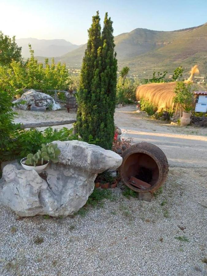 Le Capanne Di Villa Margherita Sonnino Eksteriør billede